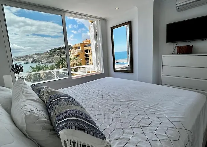 Apartment La Luna- First Line Beach